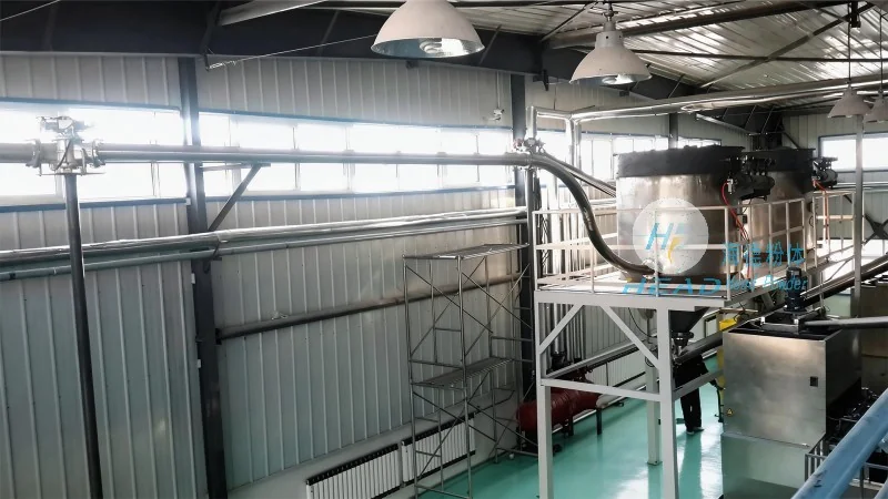 Exemplo de transporte de pó plástico por pressão negativa de fase diluída em Turim, Itália Exemplo de transporte de pó plástico por pressão negativa de fase diluída em Turim, Itália