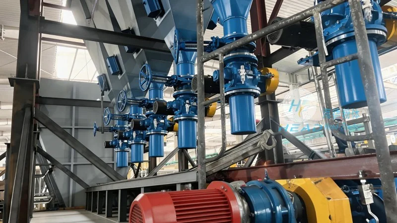 Análise Técnica do Transporte Pneumático de Floculantes em Pó Seco: Comparação entre Modes de Pressão Positiva e Negativa